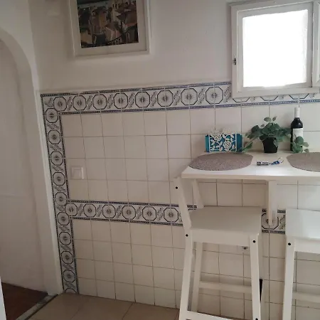 Alfama With A View ליסבון