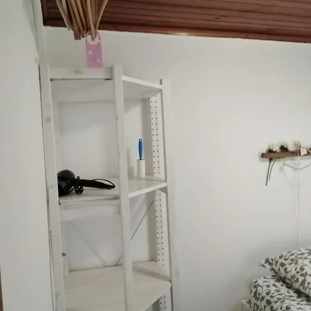 Alfama With A View ליסבון