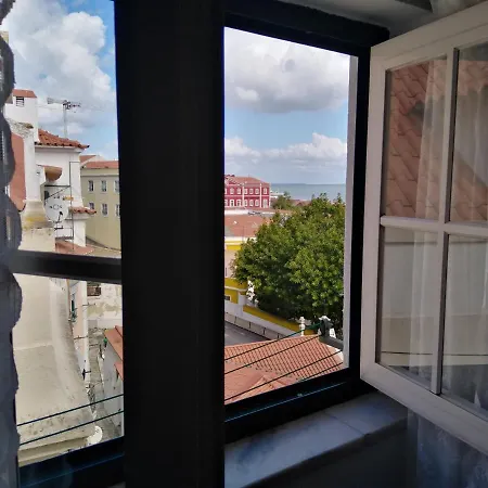 Alfama With A View شقة