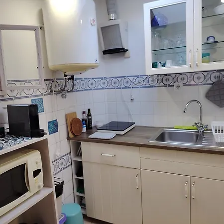 Alfama With A View Lisbona